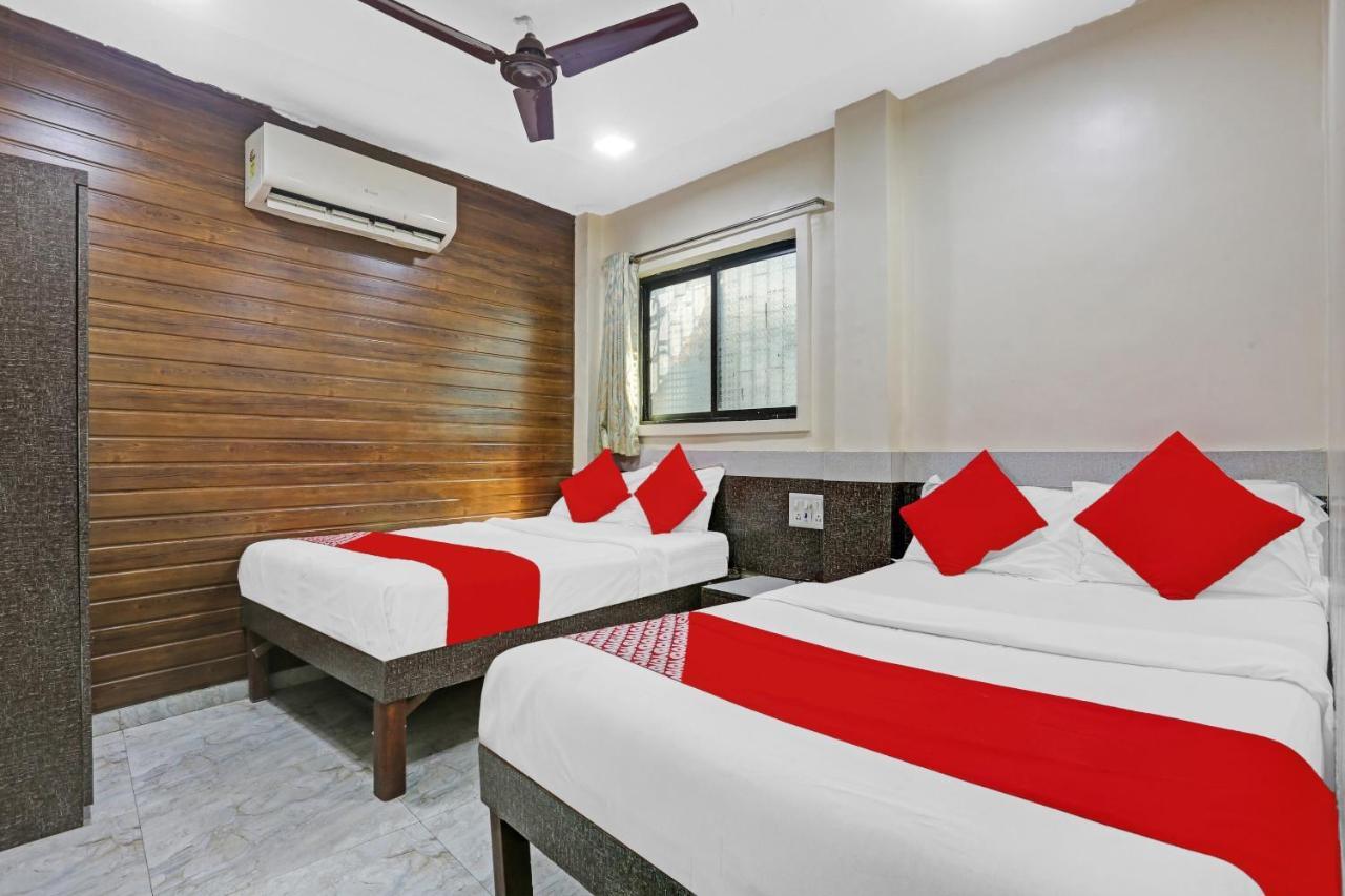 Oyo 84398 Maroshi Residency Bombaim Exterior foto
